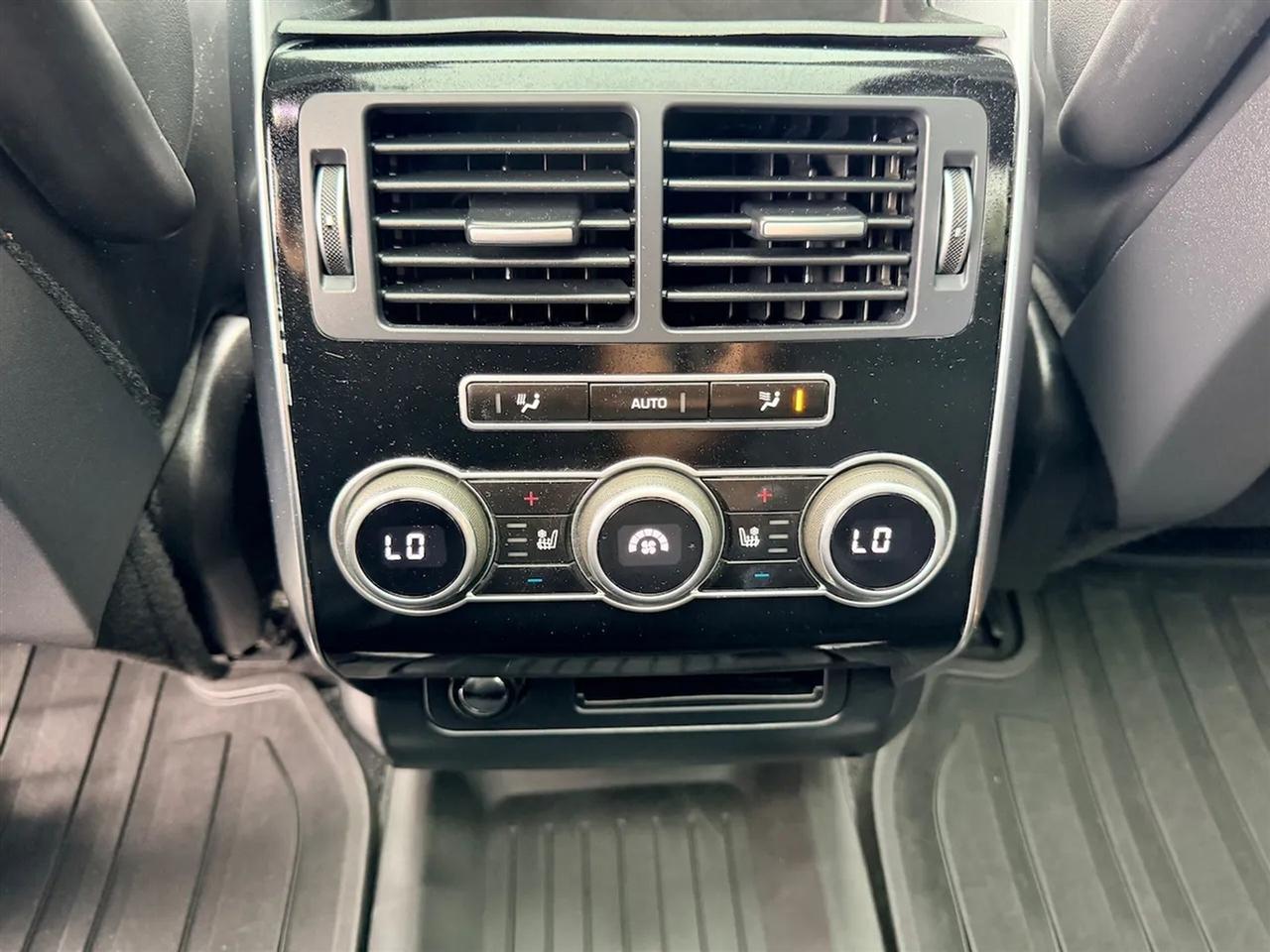 Land Rover Range Rover Sport 5.0L V8 Supercharged 2014
