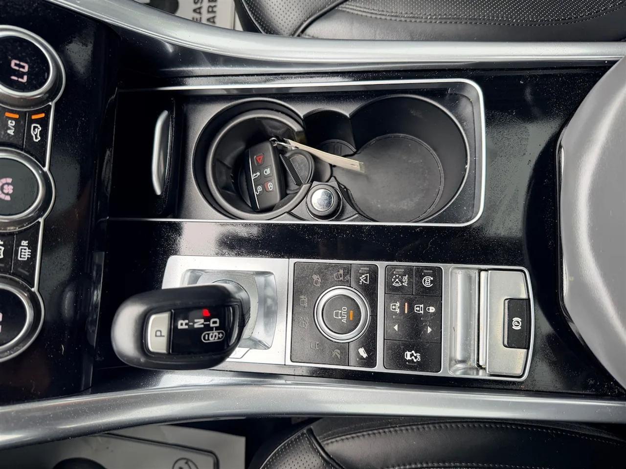 Land Rover Range Rover Sport 5.0L V8 Supercharged 2014
