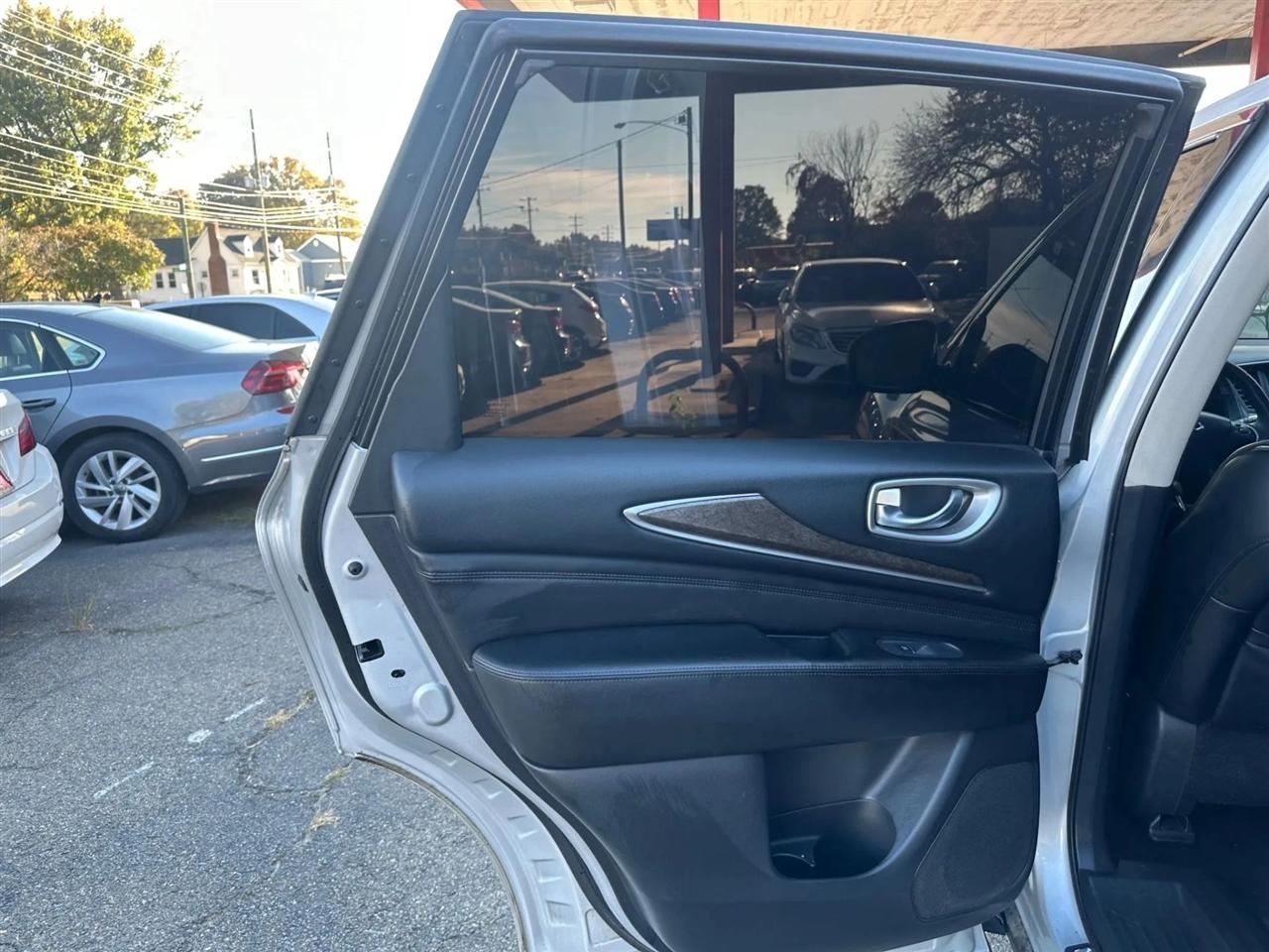 Infiniti JX AWD 2013