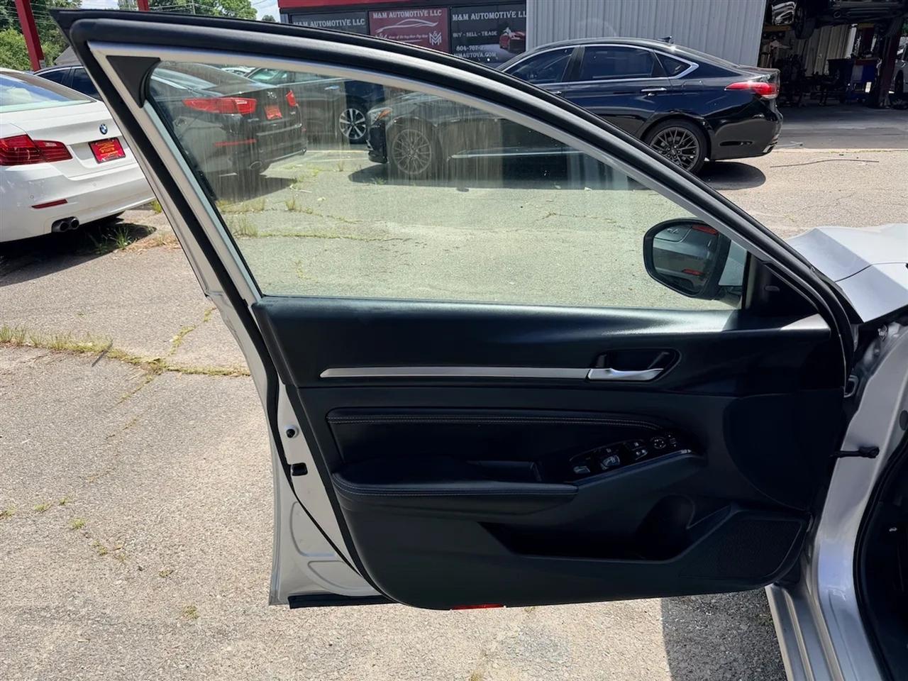Nissan Altima 2.5 SL 2020