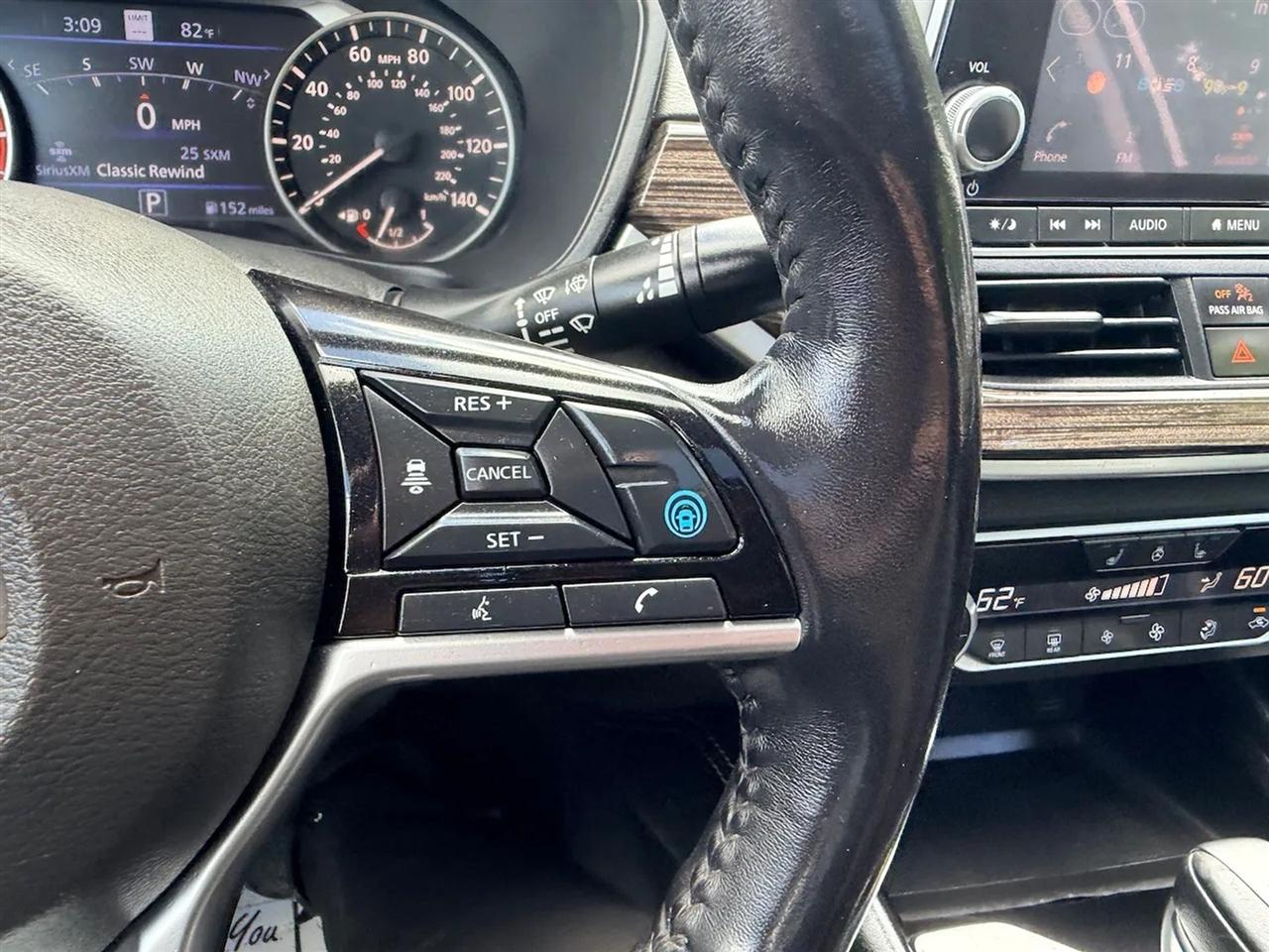 Nissan Altima 2.5 SL 2020
