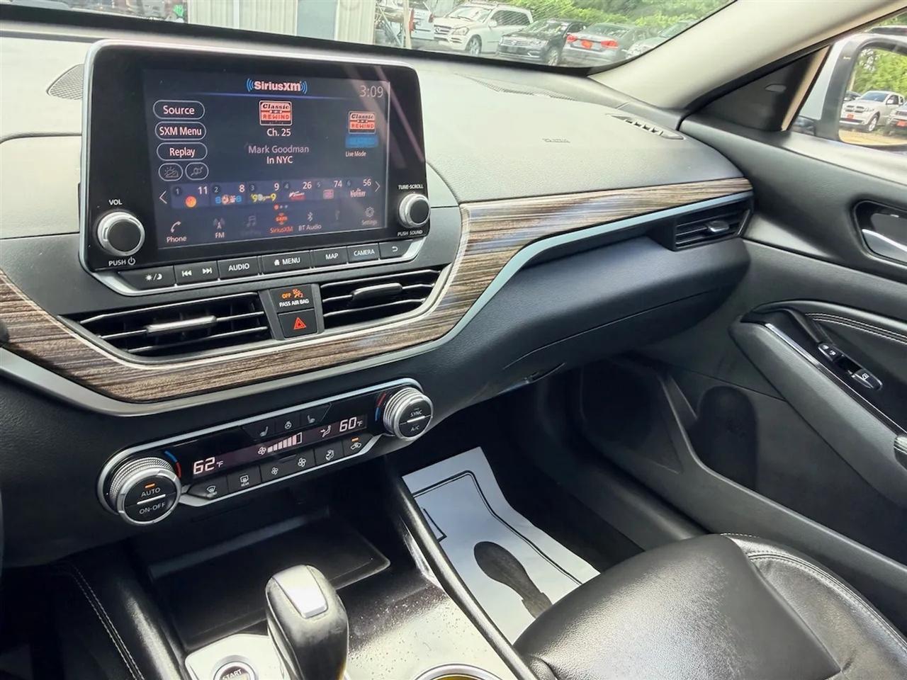 Nissan Altima 2.5 SL 2020