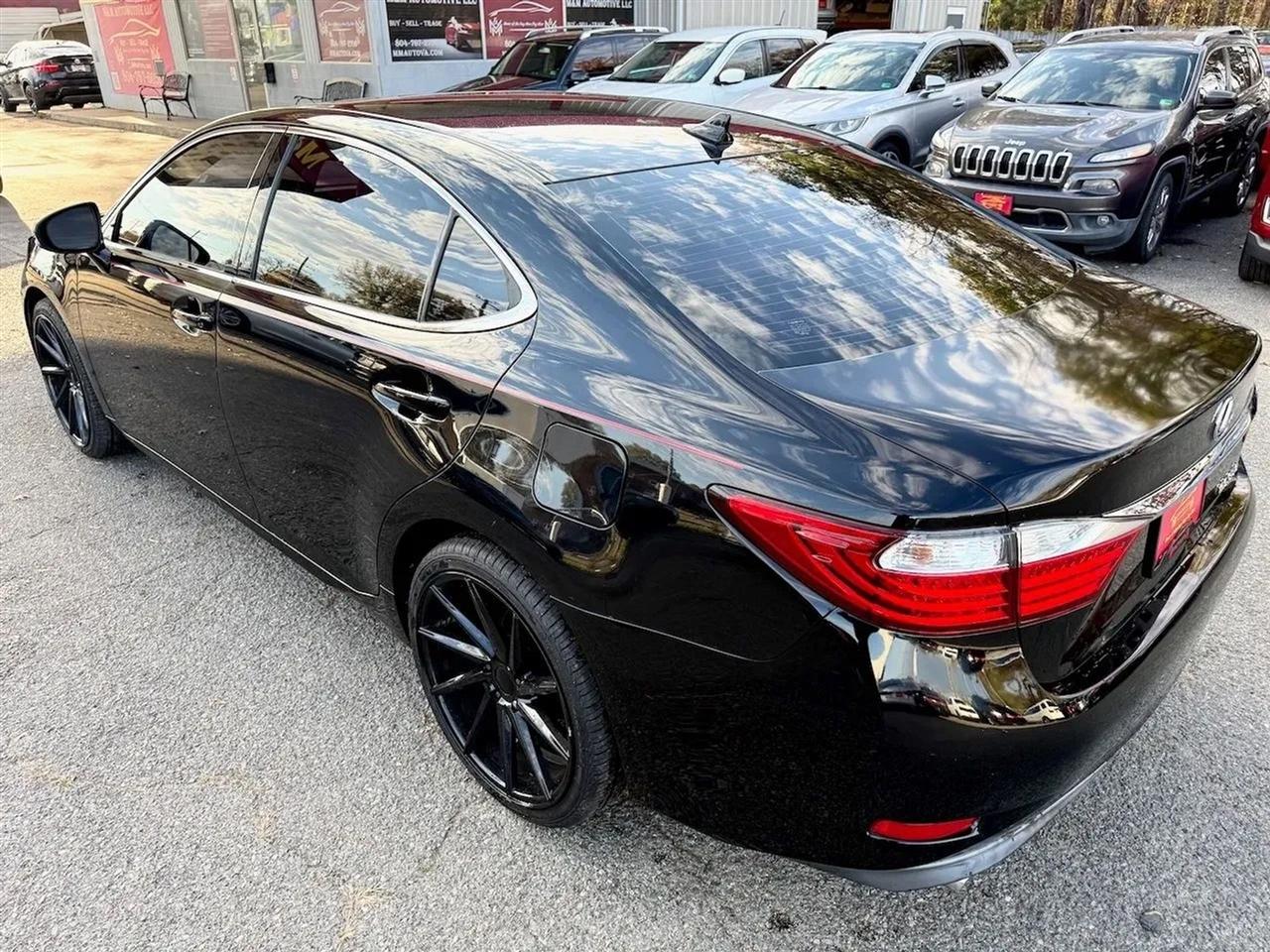 Lexus ES 350 Sedan 2014