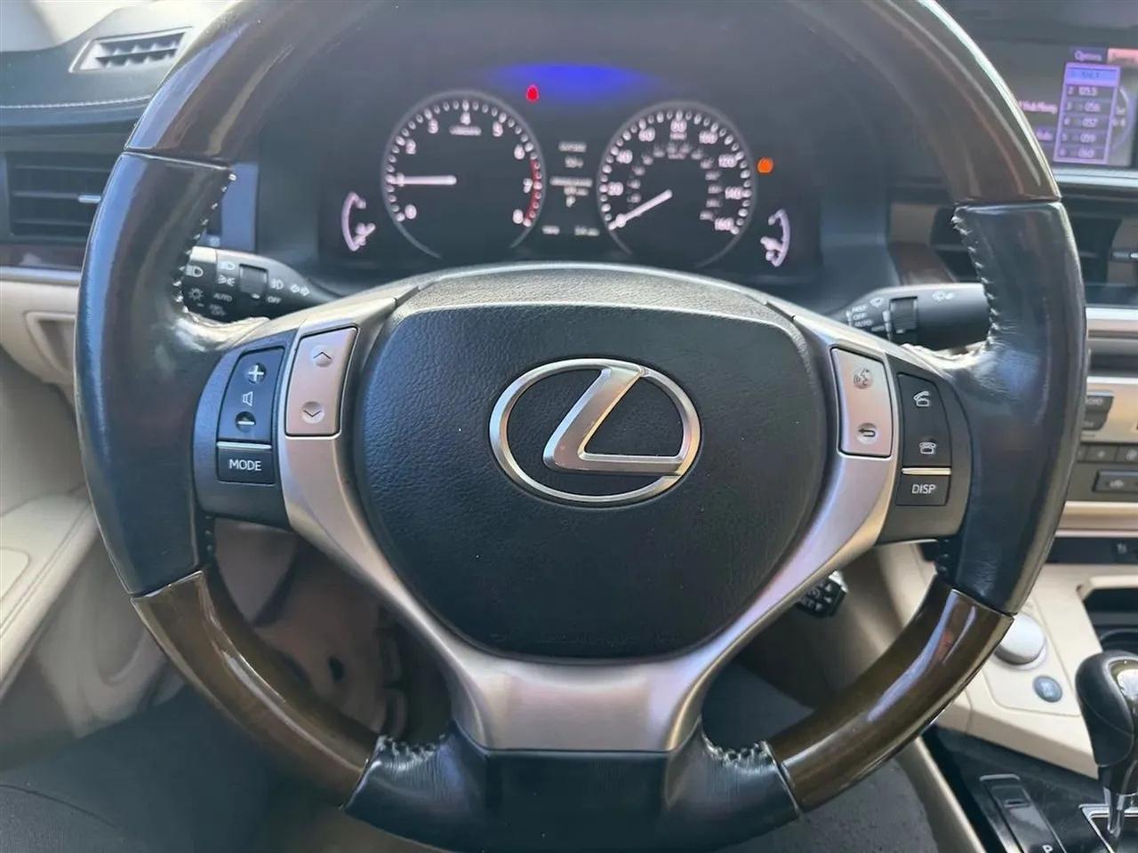 Lexus ES 350 Sedan 2014