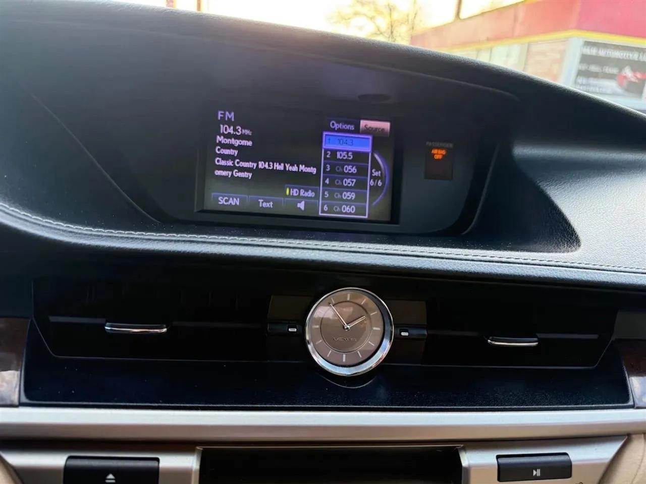 Lexus ES 350 Sedan 2014