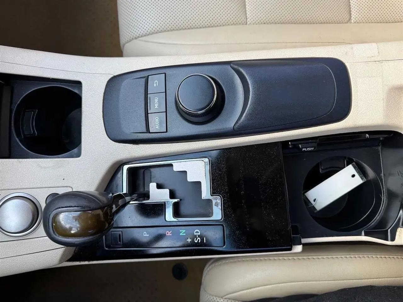Lexus ES 350 Sedan 2014