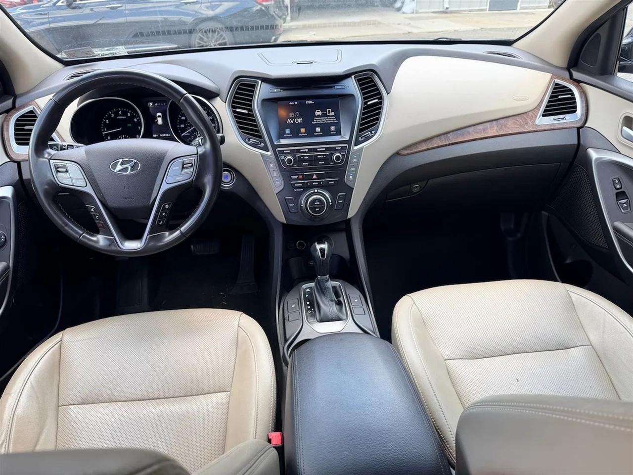 Hyundai Santa Fe  2017