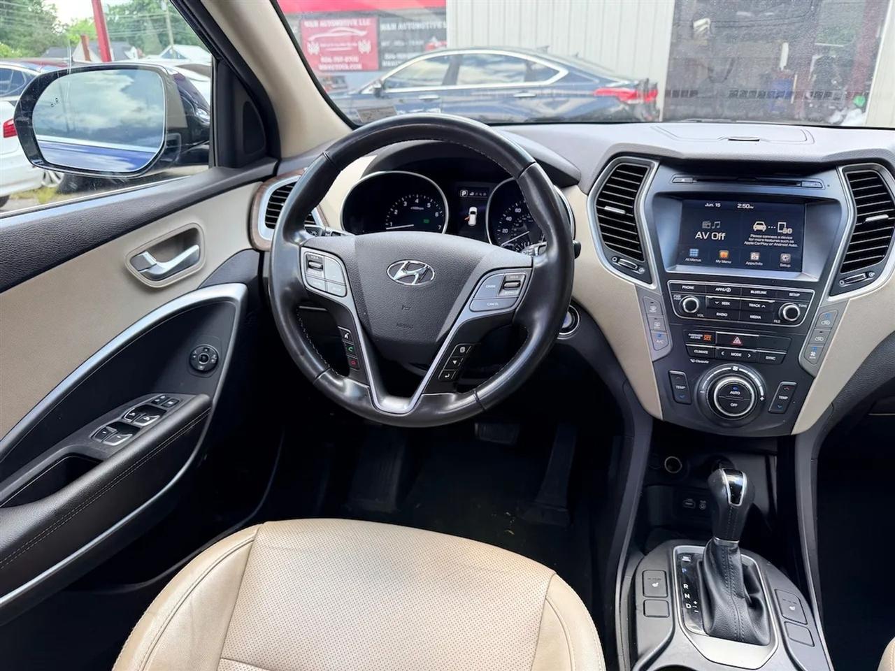 Hyundai Santa Fe  2017