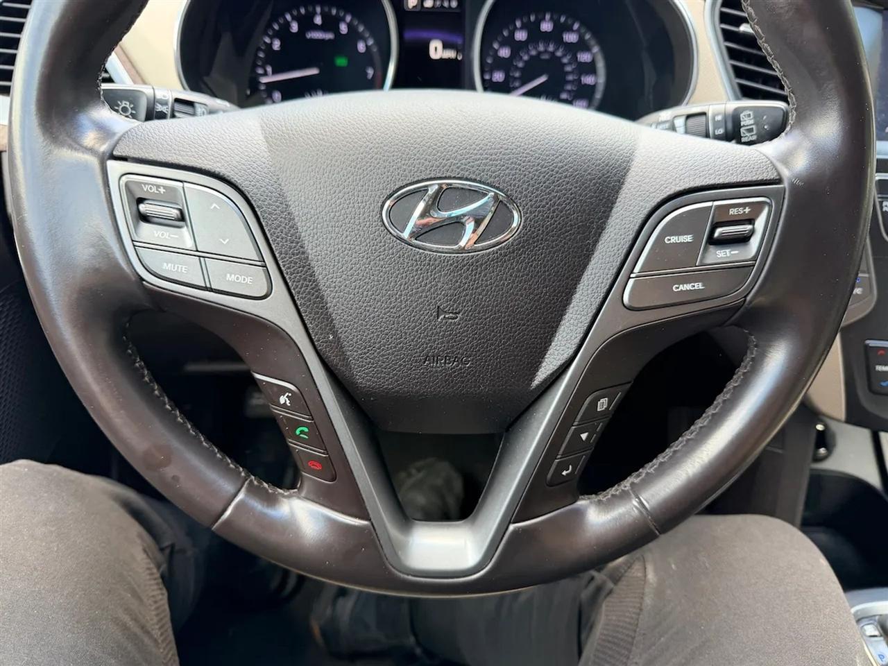 Hyundai Santa Fe  2017