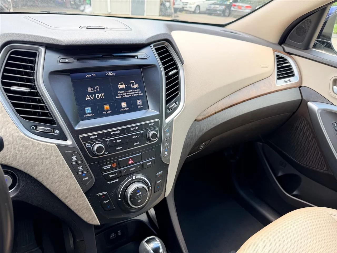Hyundai Santa Fe  2017