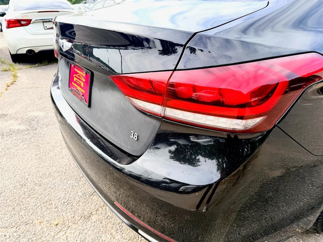 Hyundai Genesis 3.8L 2016
