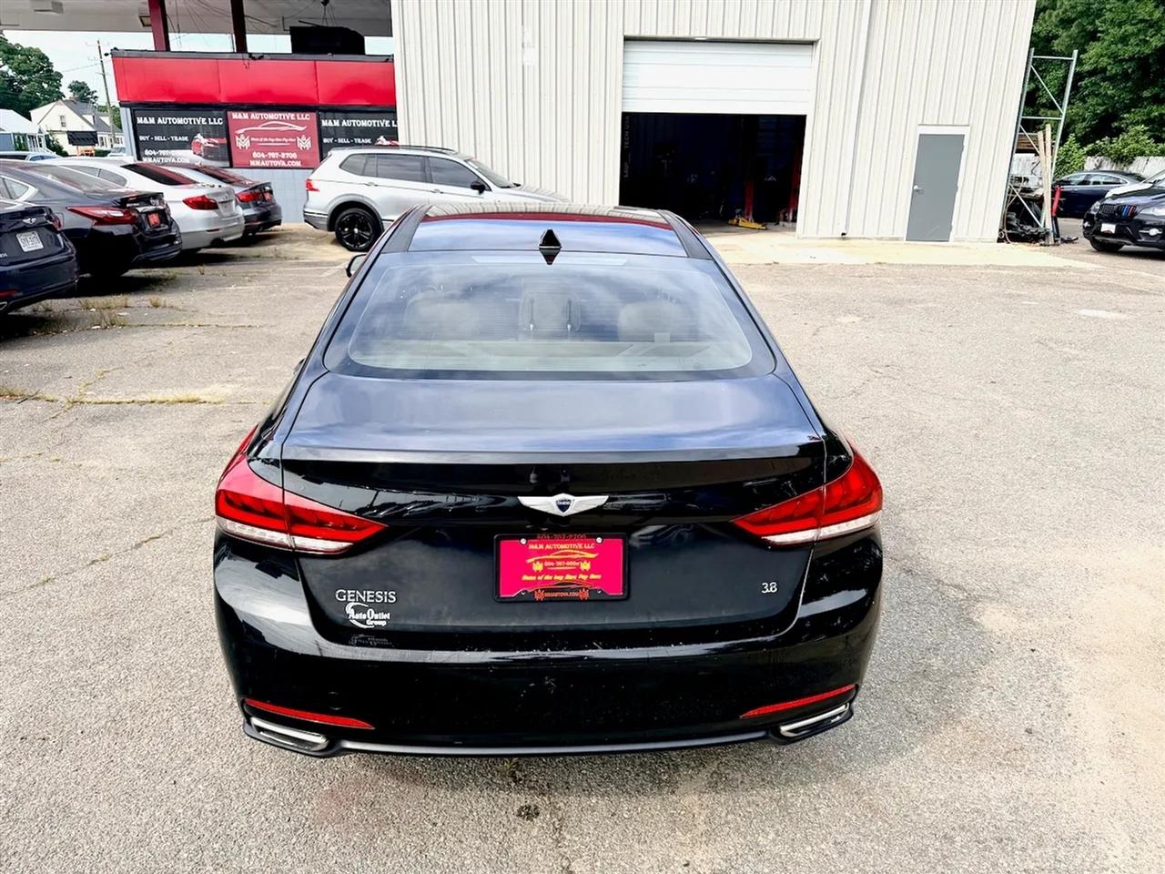 Hyundai Genesis 3.8L 2016
