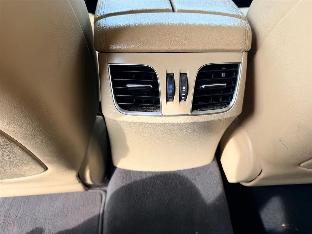 Hyundai Genesis 3.8L 2016