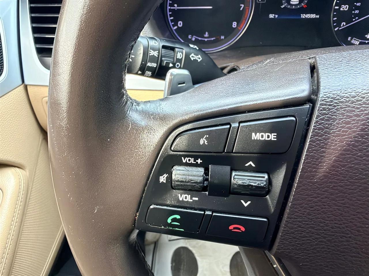 Hyundai Genesis 3.8L 2016