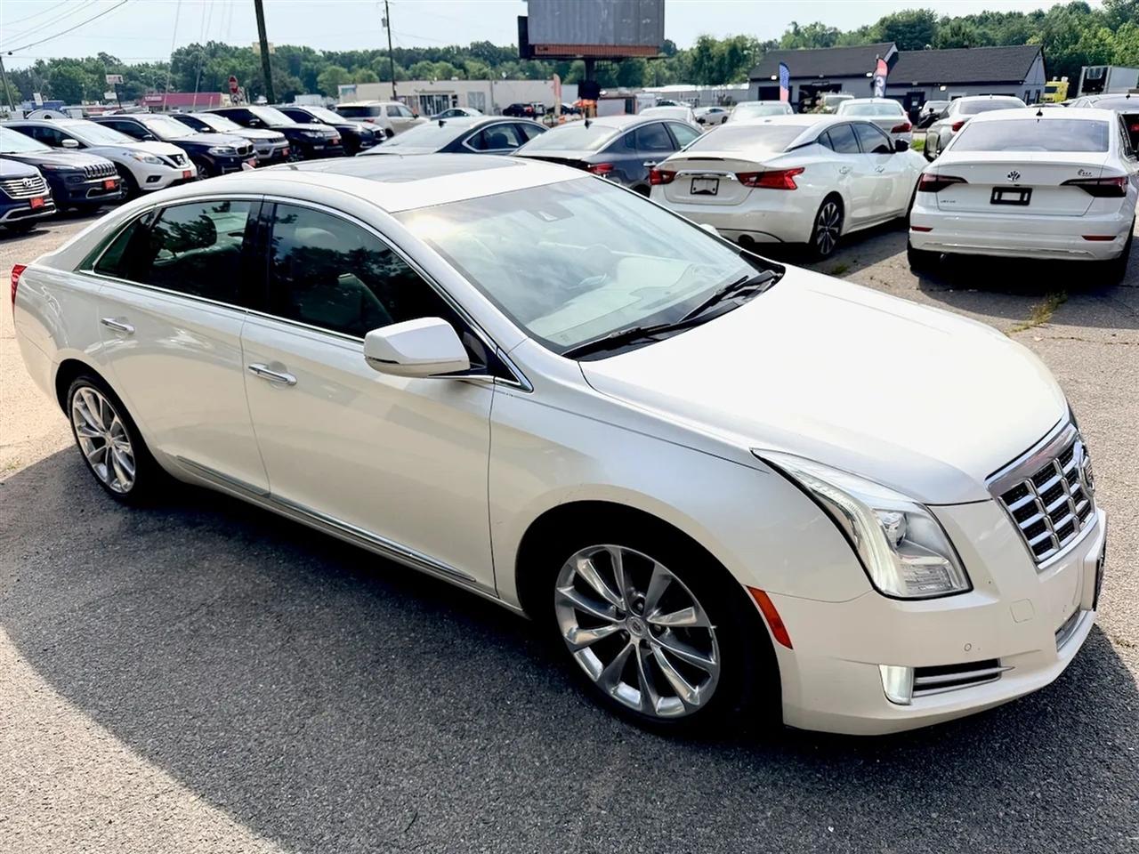 Cadillac XTS Premium 2013