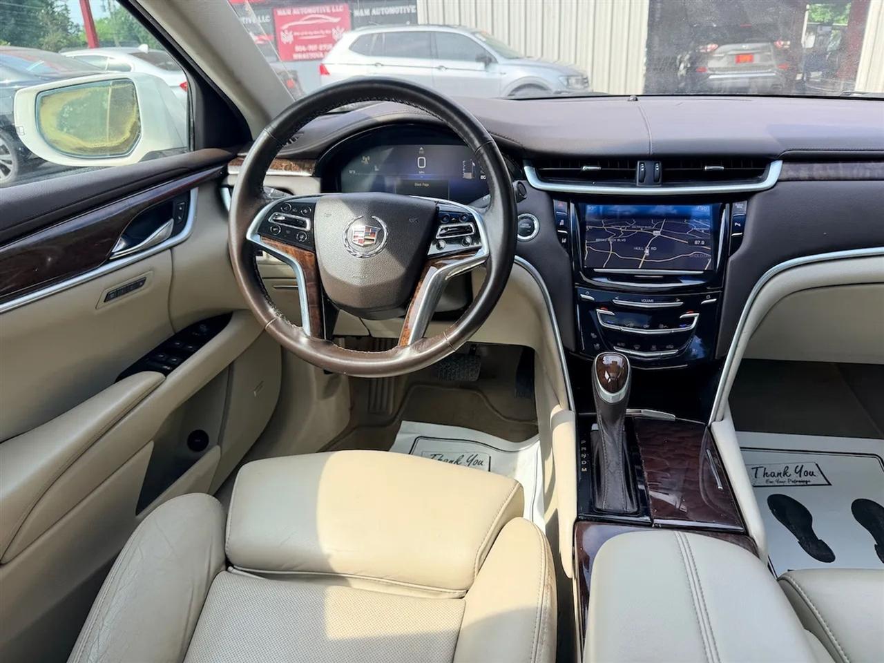 Cadillac XTS Premium 2013