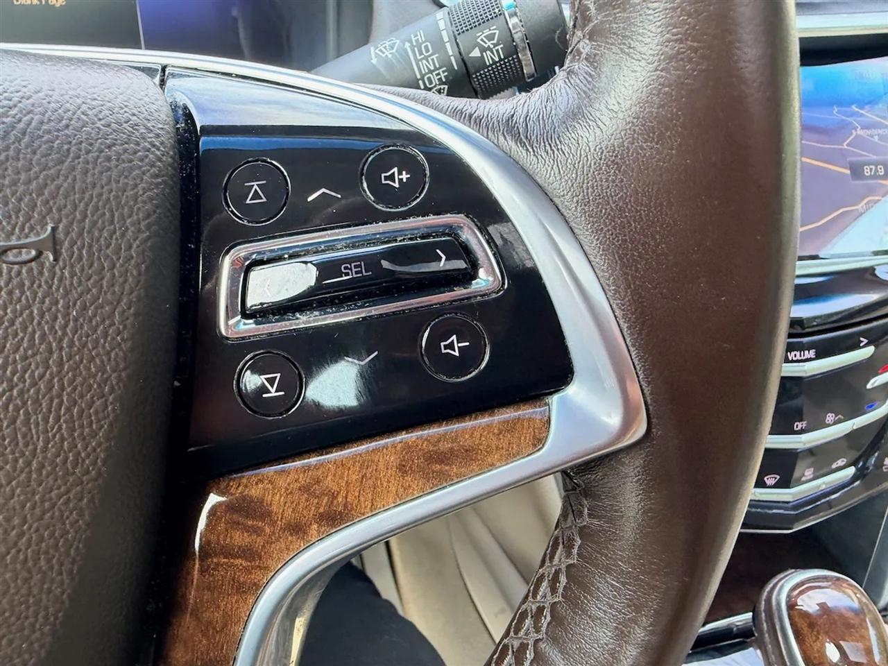 Cadillac XTS Premium 2013