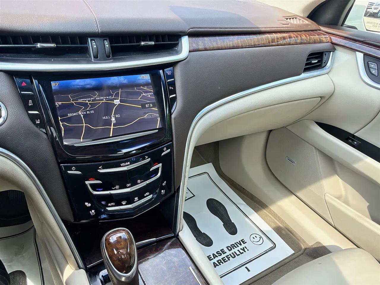 Cadillac XTS Premium 2013