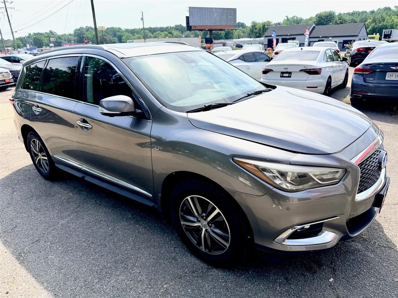 Infiniti QX60 Base AWD 2017