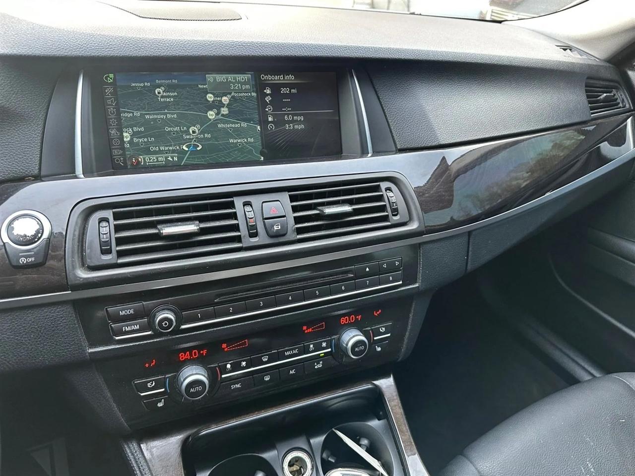 BMW 5-Series 528i 2014