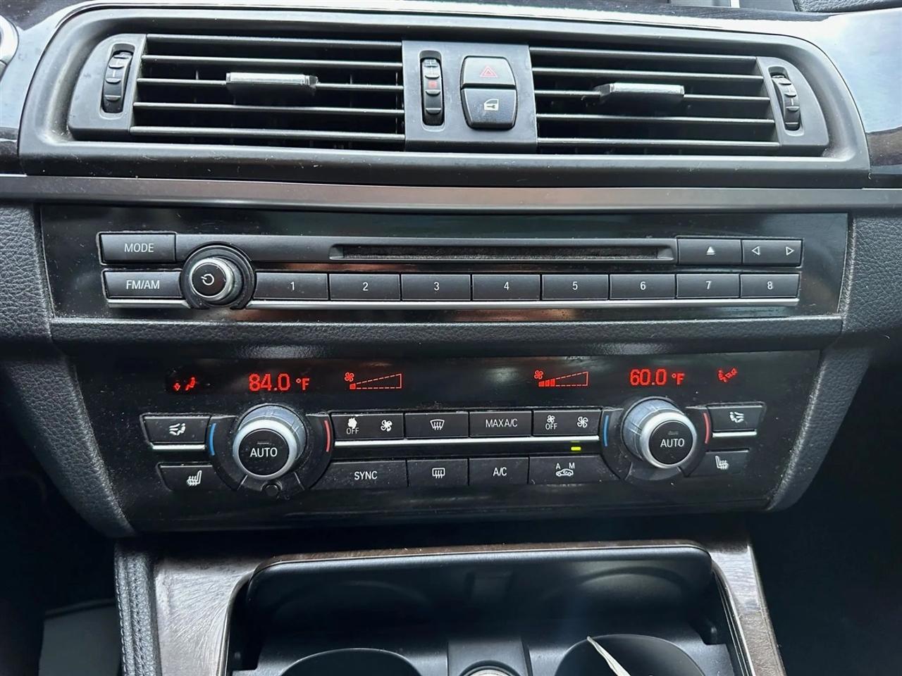 BMW 5-Series 528i 2014