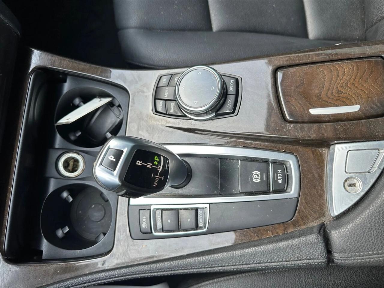 BMW 5-Series 528i 2014