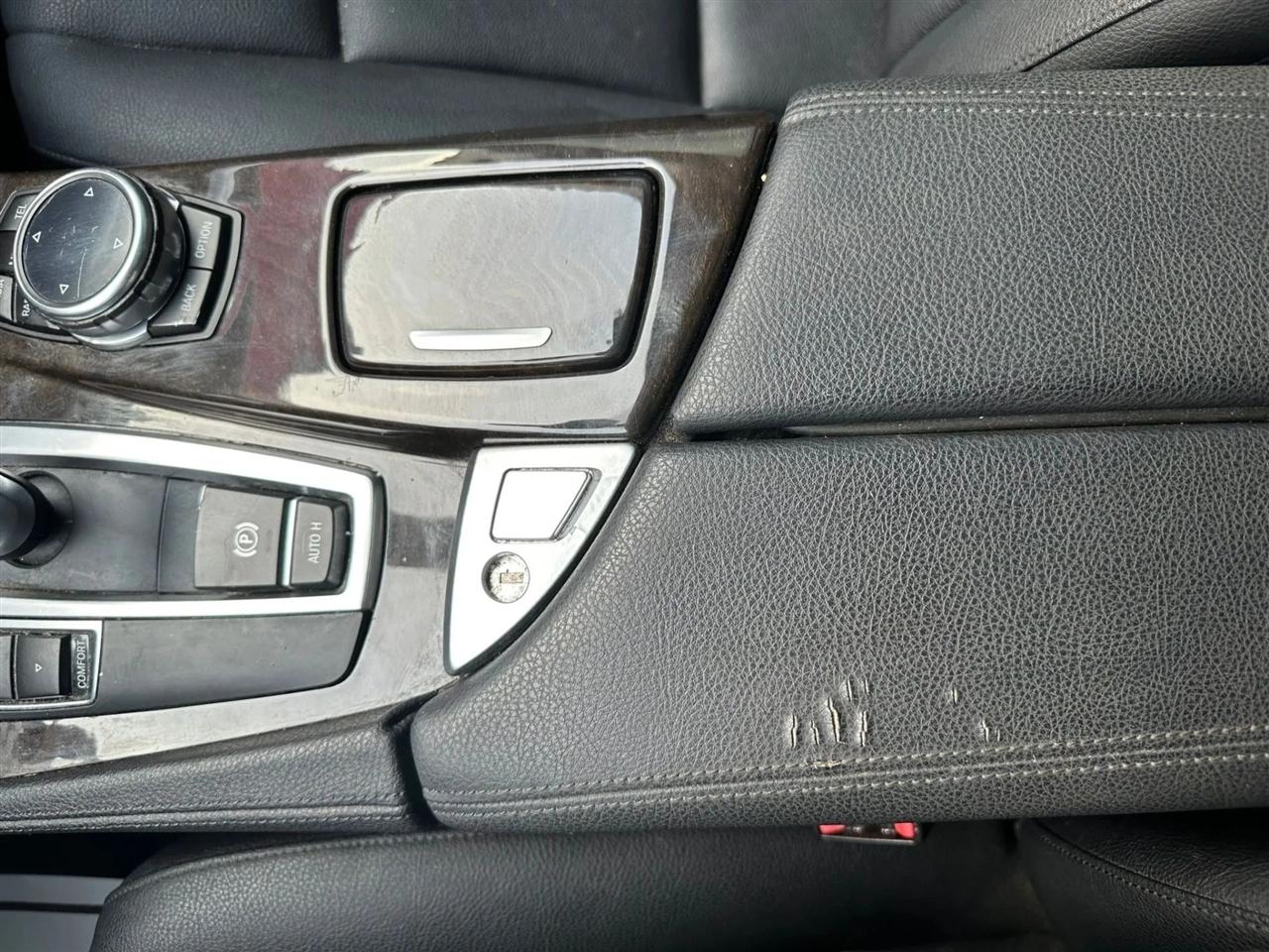 BMW 5-Series 528i 2014