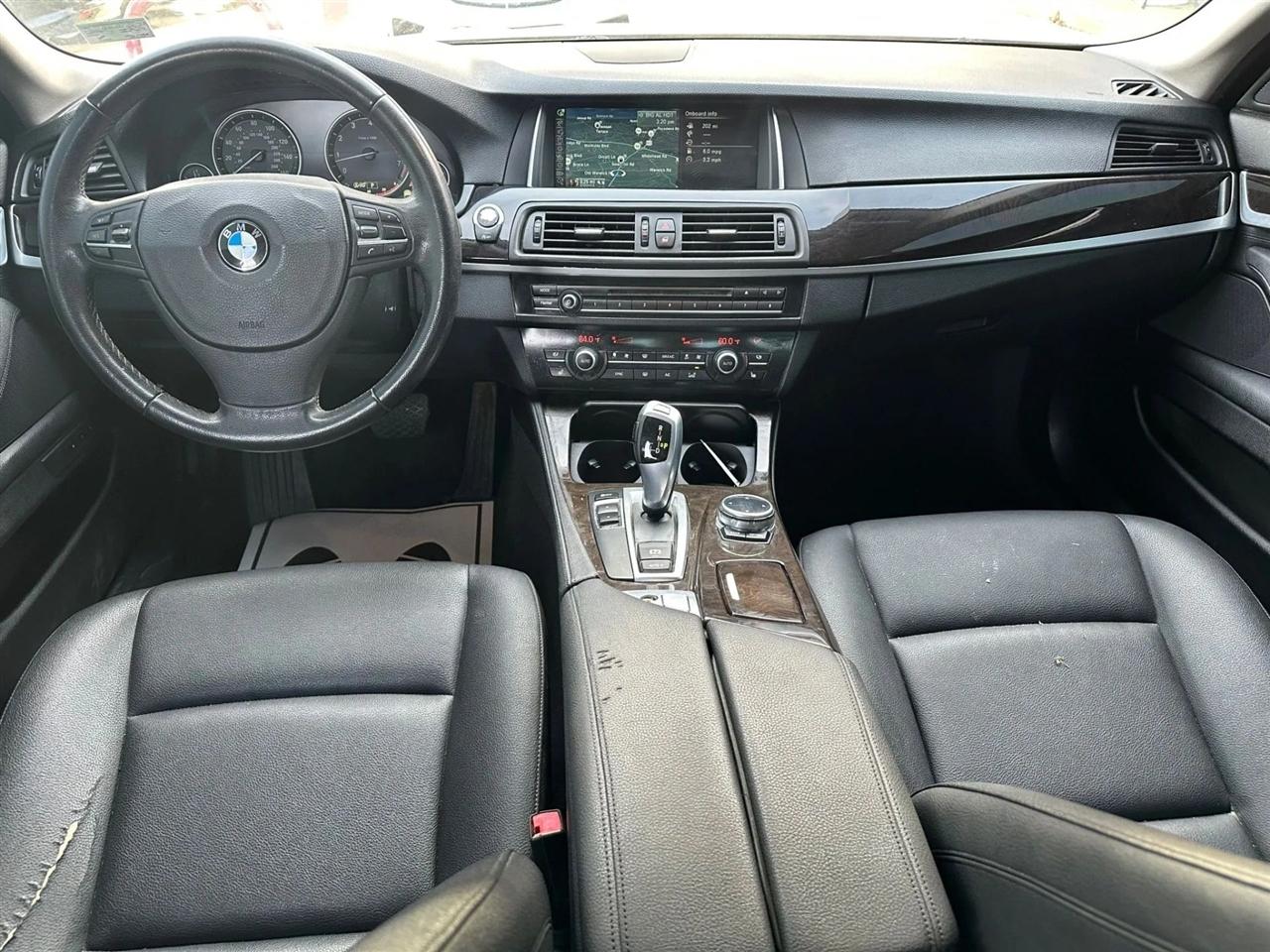 BMW 5-Series 528i 2014