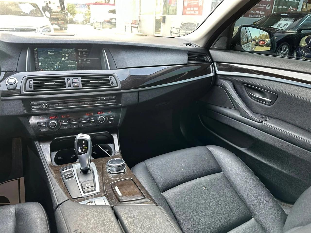 BMW 5-Series 528i 2014