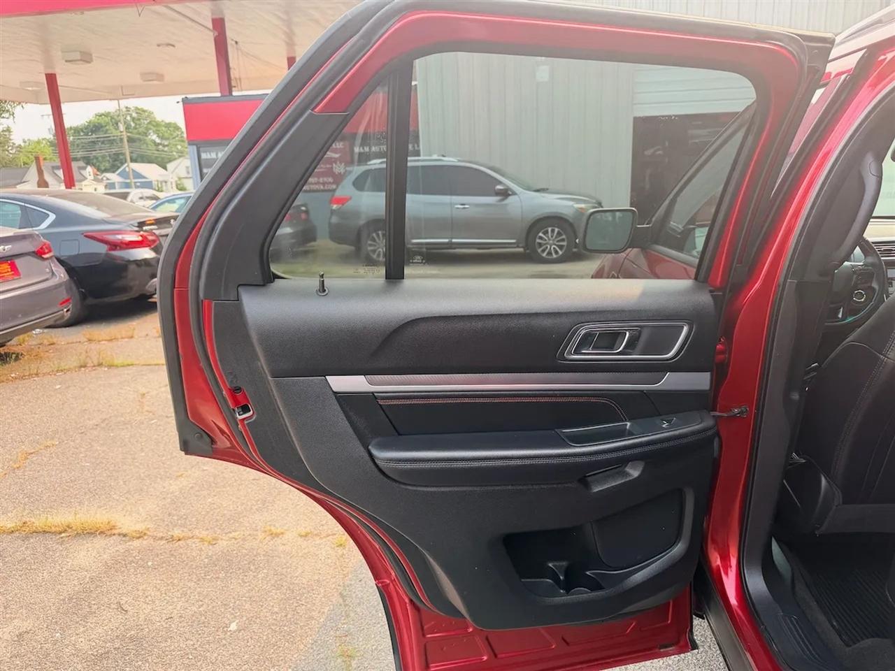 Ford Explorer Sport 4WD 2016