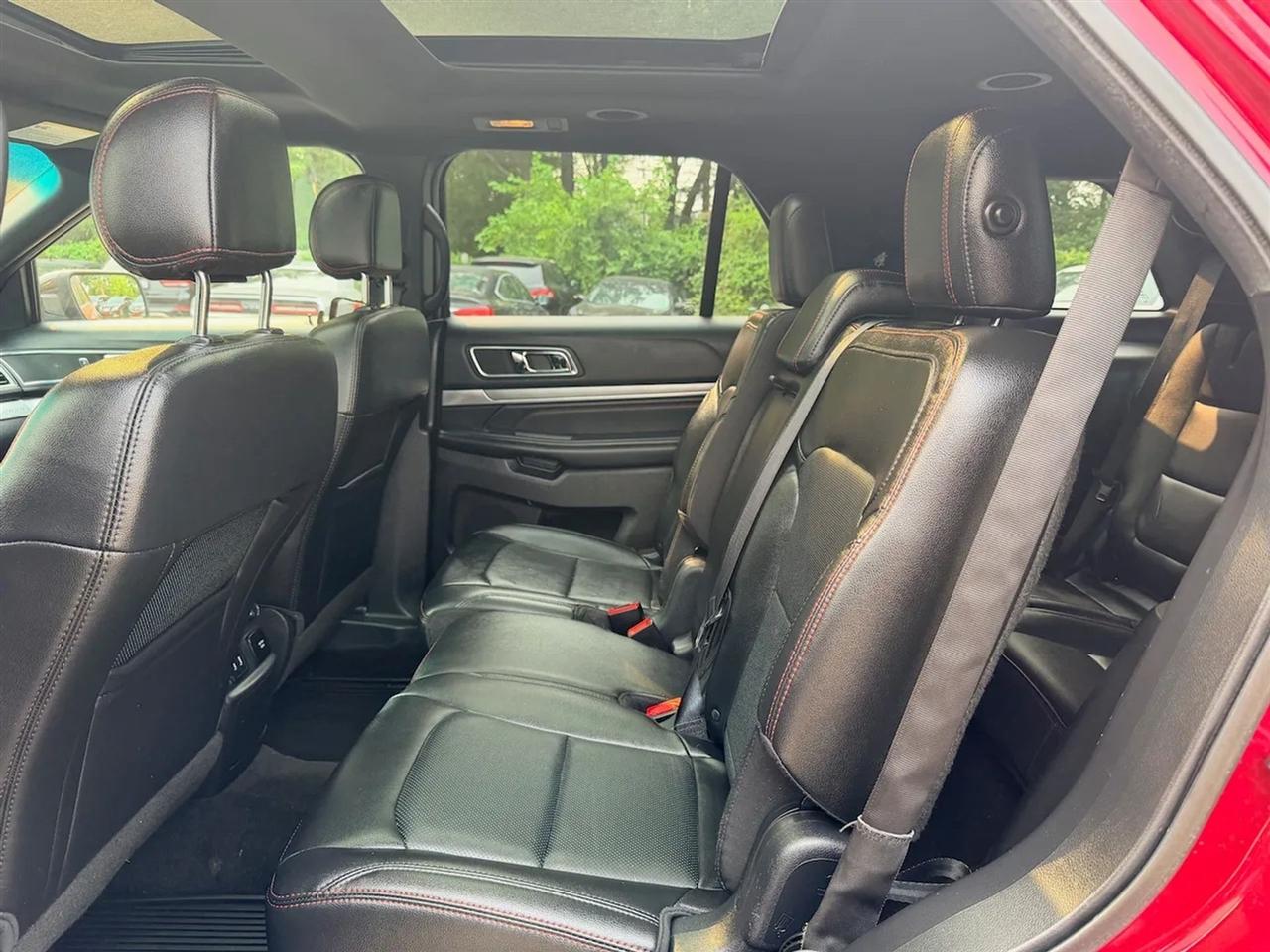 Ford Explorer Sport 4WD 2016