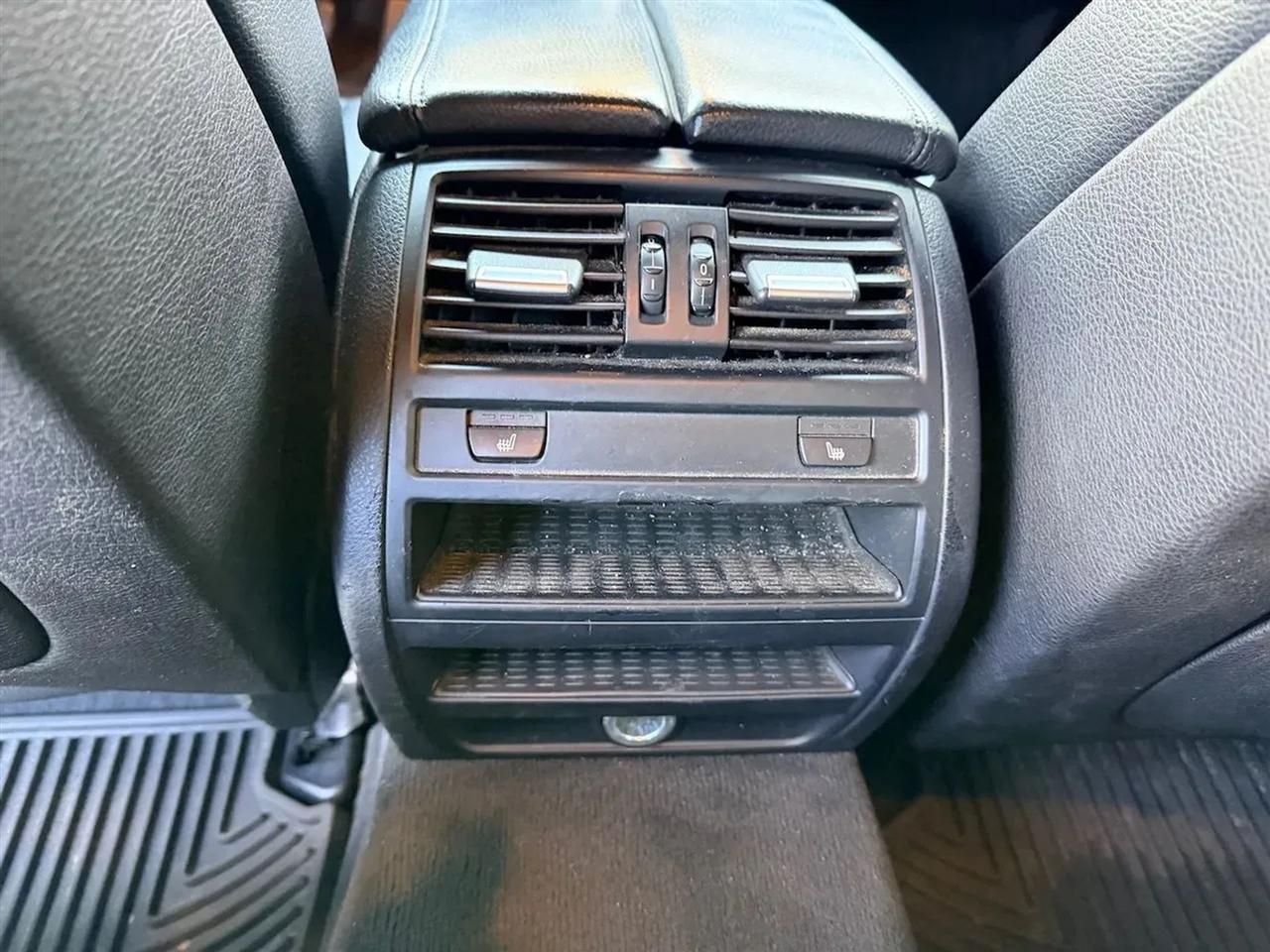 BMW 5-Series 535i xDrive 2013