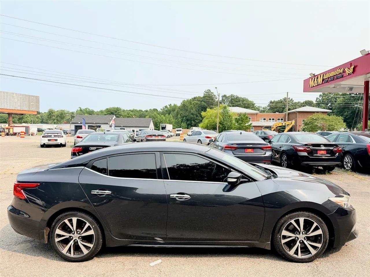 Nissan Maxima 3.5 SV 2017