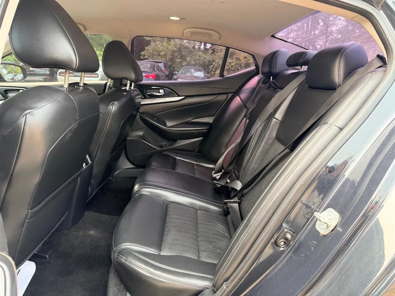 Nissan Maxima 3.5 SV 2017
