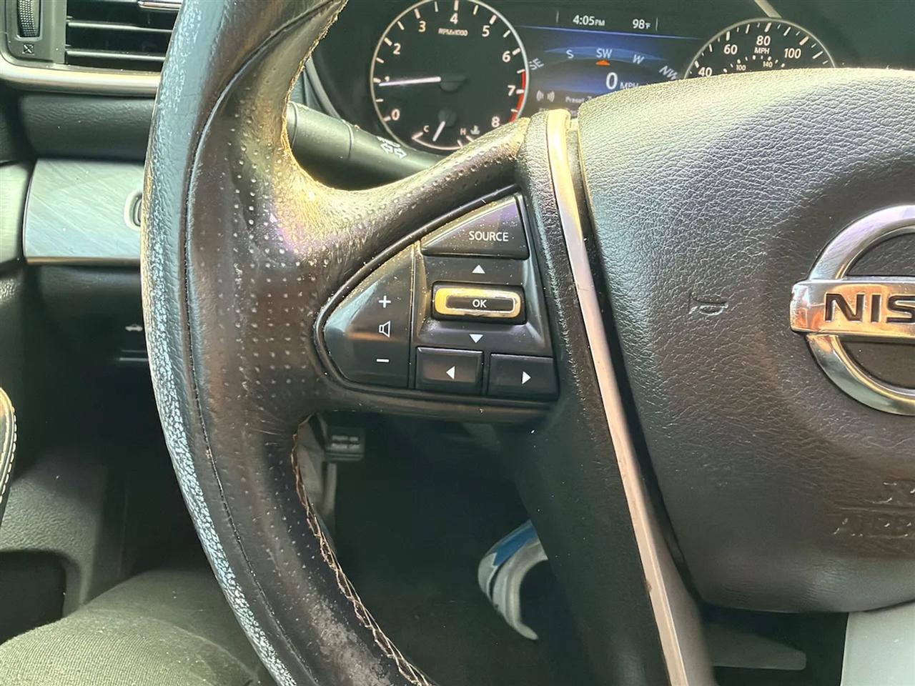 Nissan Maxima 3.5 SV 2017