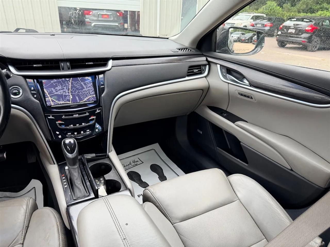 Cadillac XTS Luxury AWD 2015