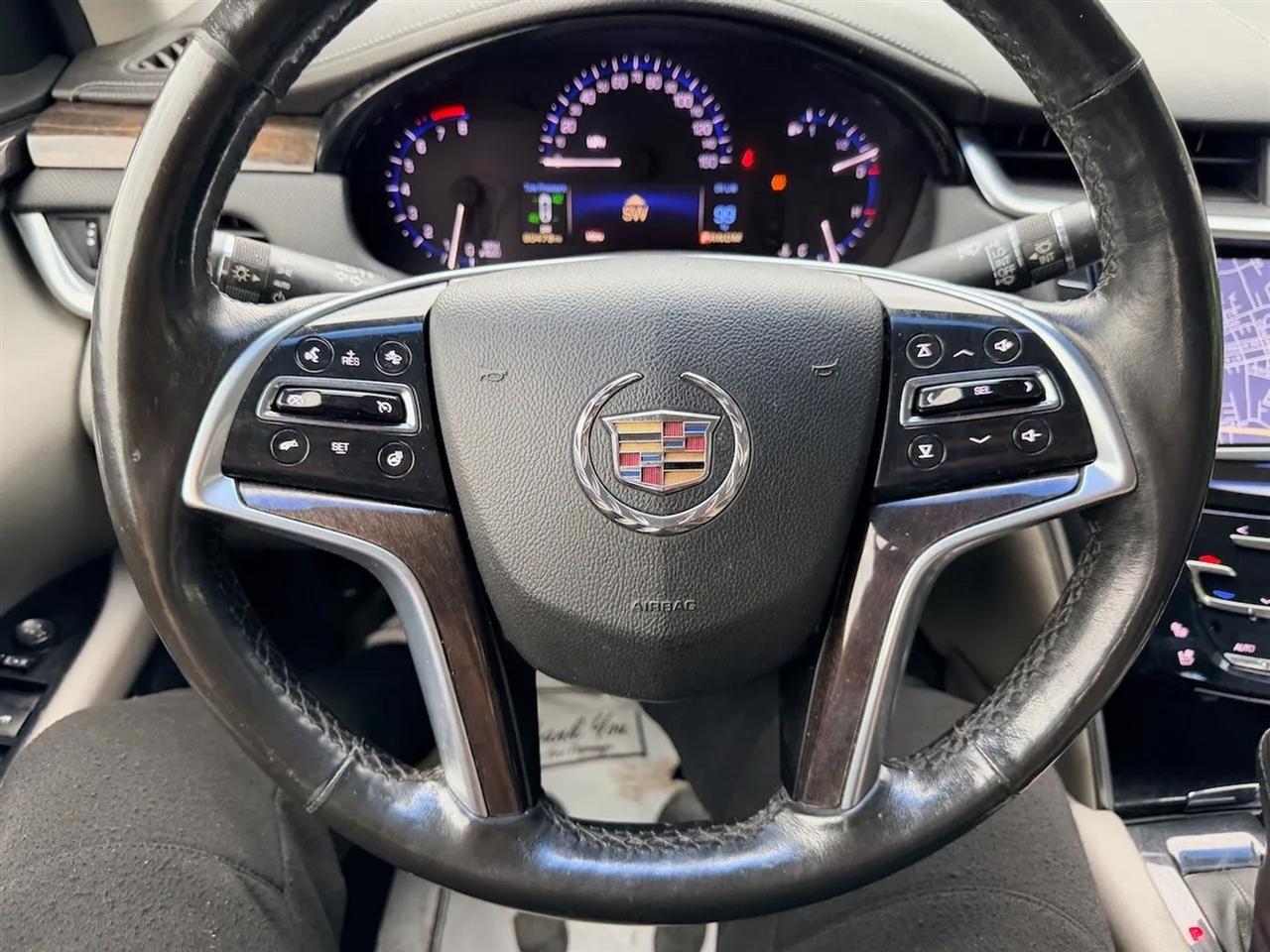 Cadillac XTS Luxury AWD 2015