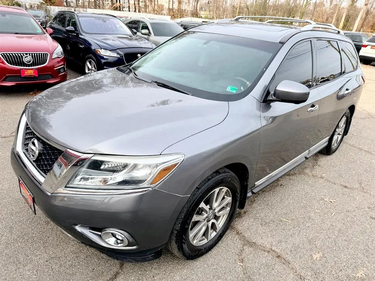 Nissan Pathfinder SL 4WD 2015