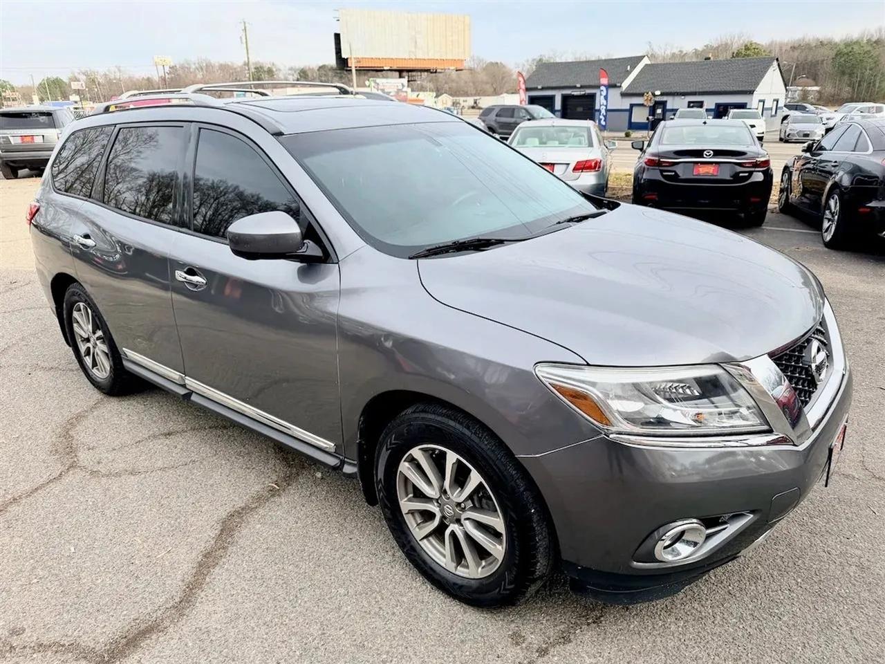 Nissan Pathfinder SL 4WD 2015