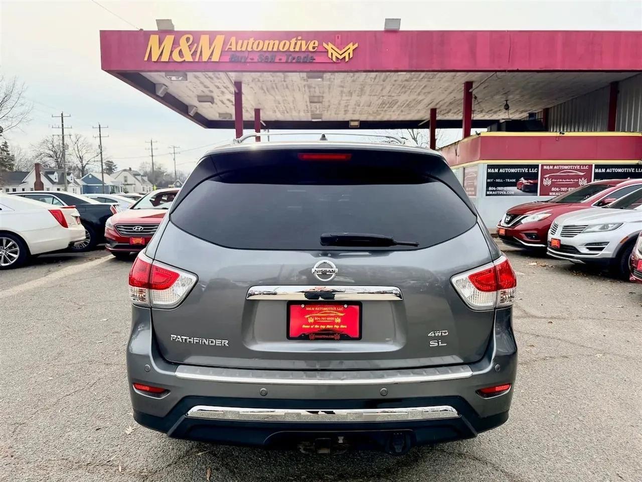 Nissan Pathfinder SL 4WD 2015