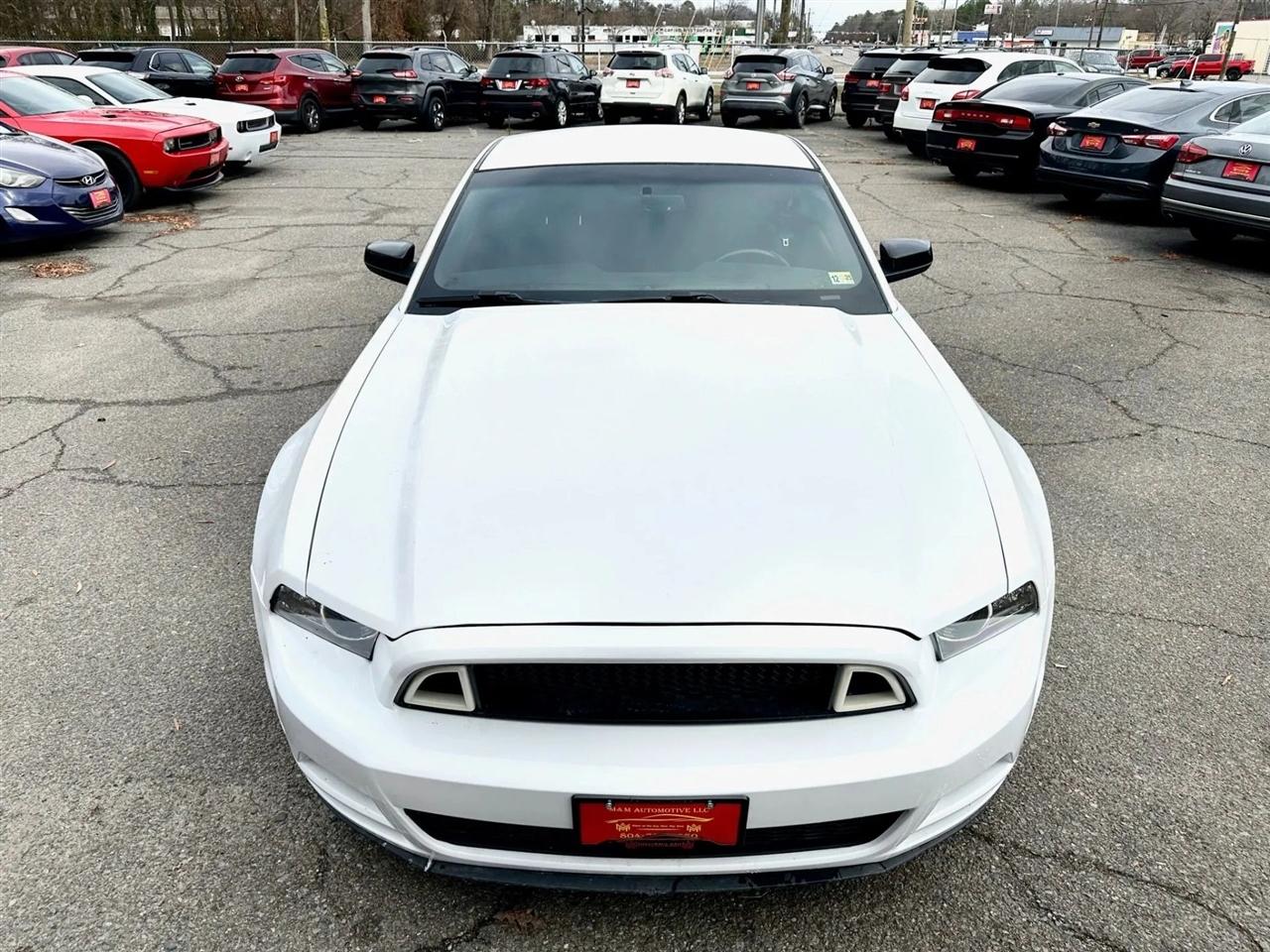 Ford Mustang V6 Coupe 2014