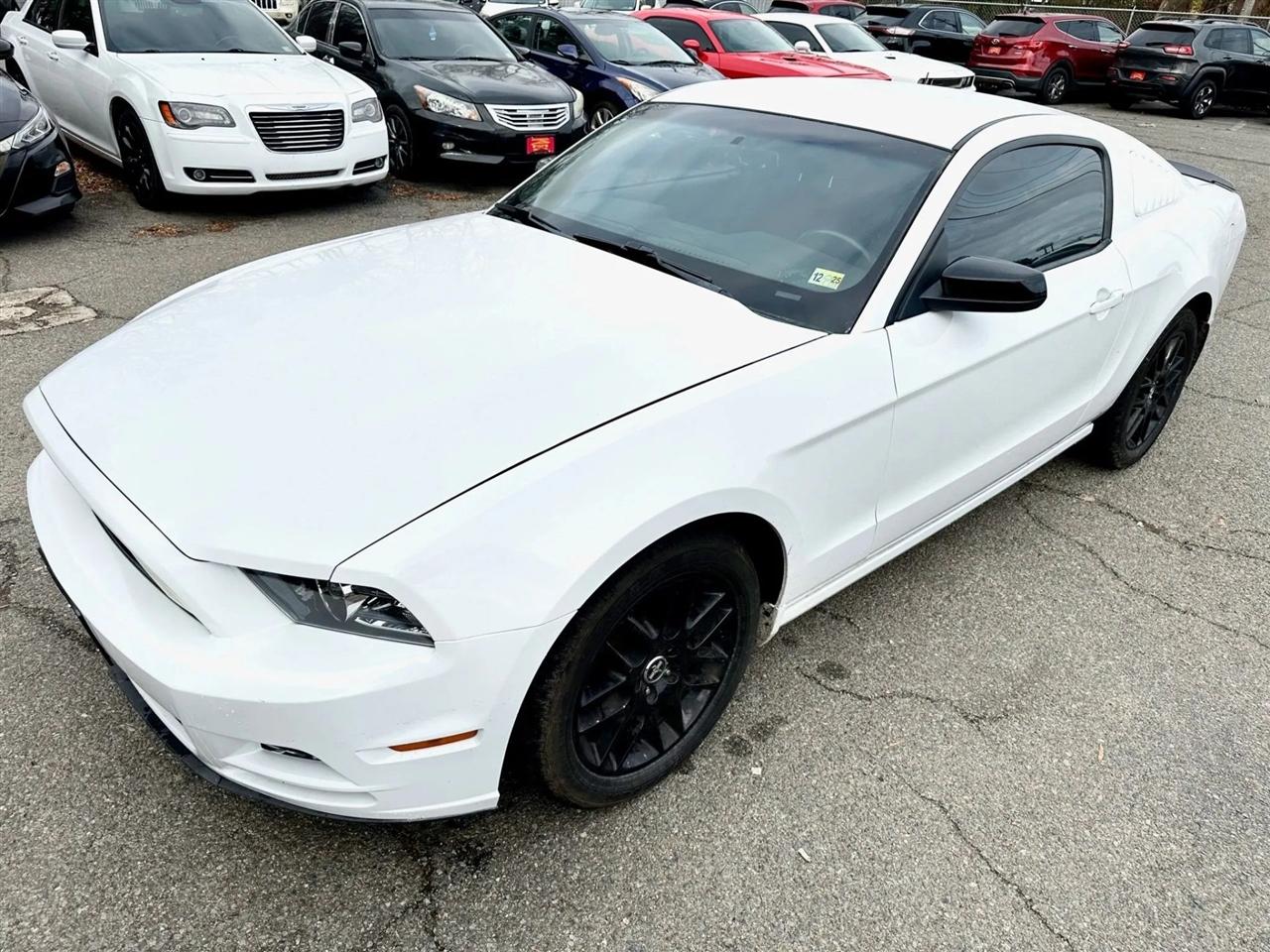 Ford Mustang V6 Coupe 2014