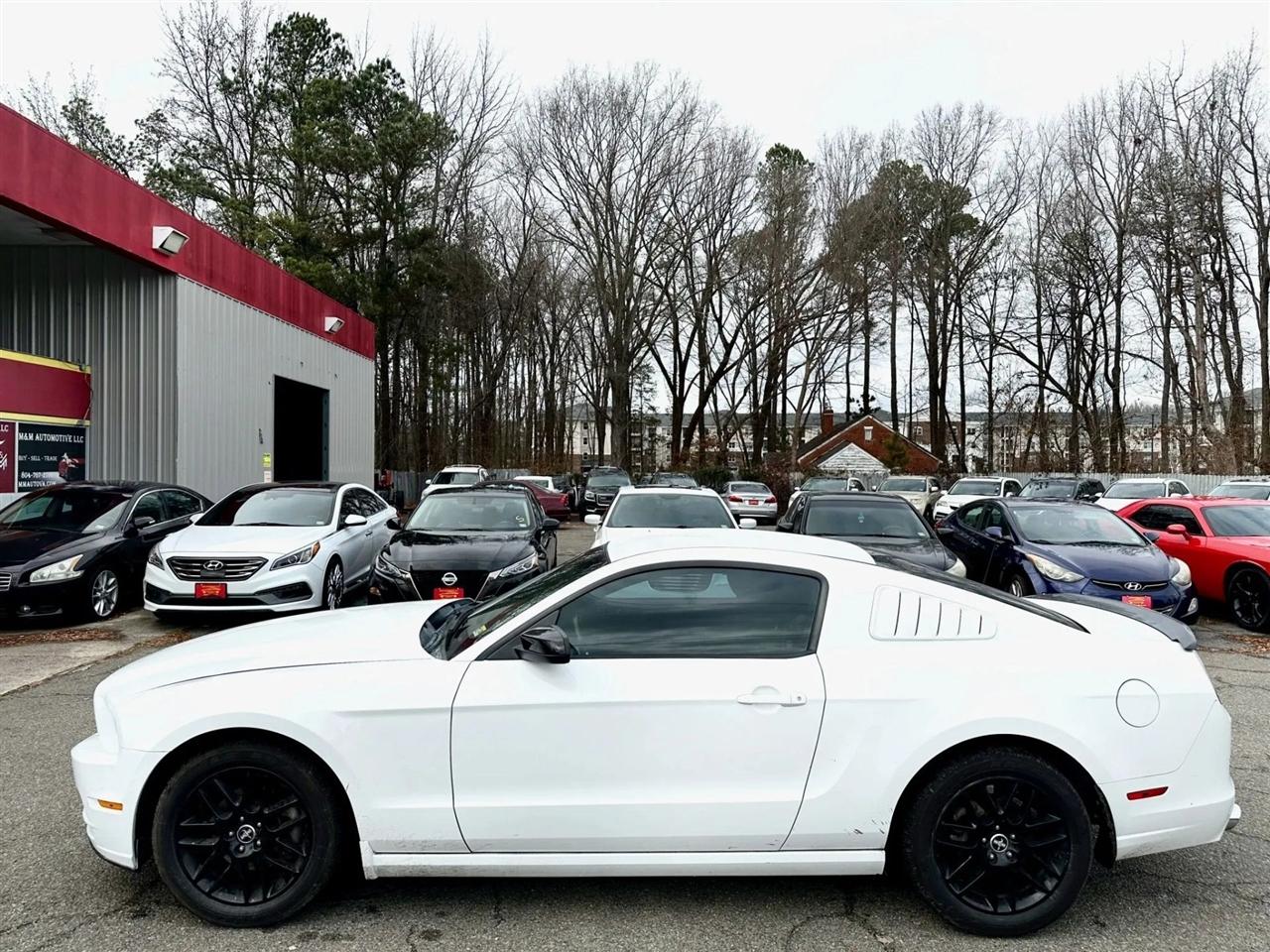 Ford Mustang V6 Coupe 2014