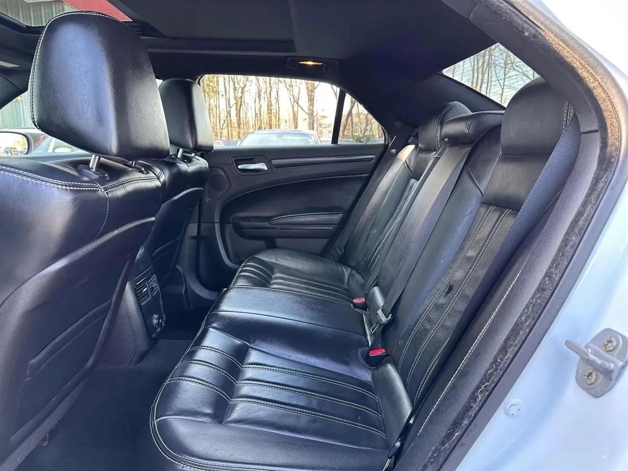 Chrysler 300 S V6 RWD 2014