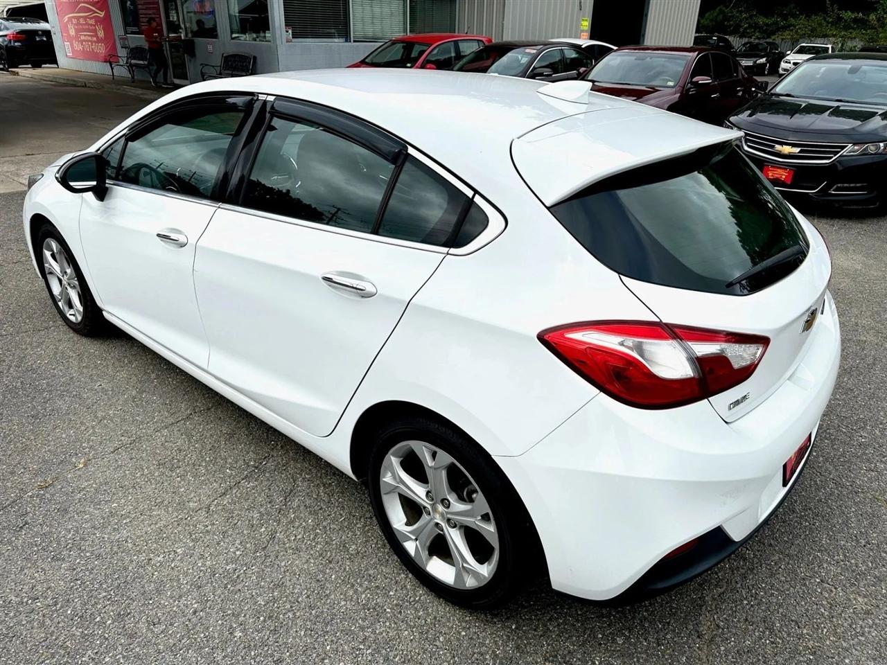 Chevrolet Cruze Premier Hatchback 2017