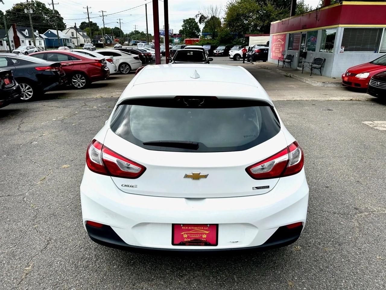 Chevrolet Cruze Premier Hatchback 2017