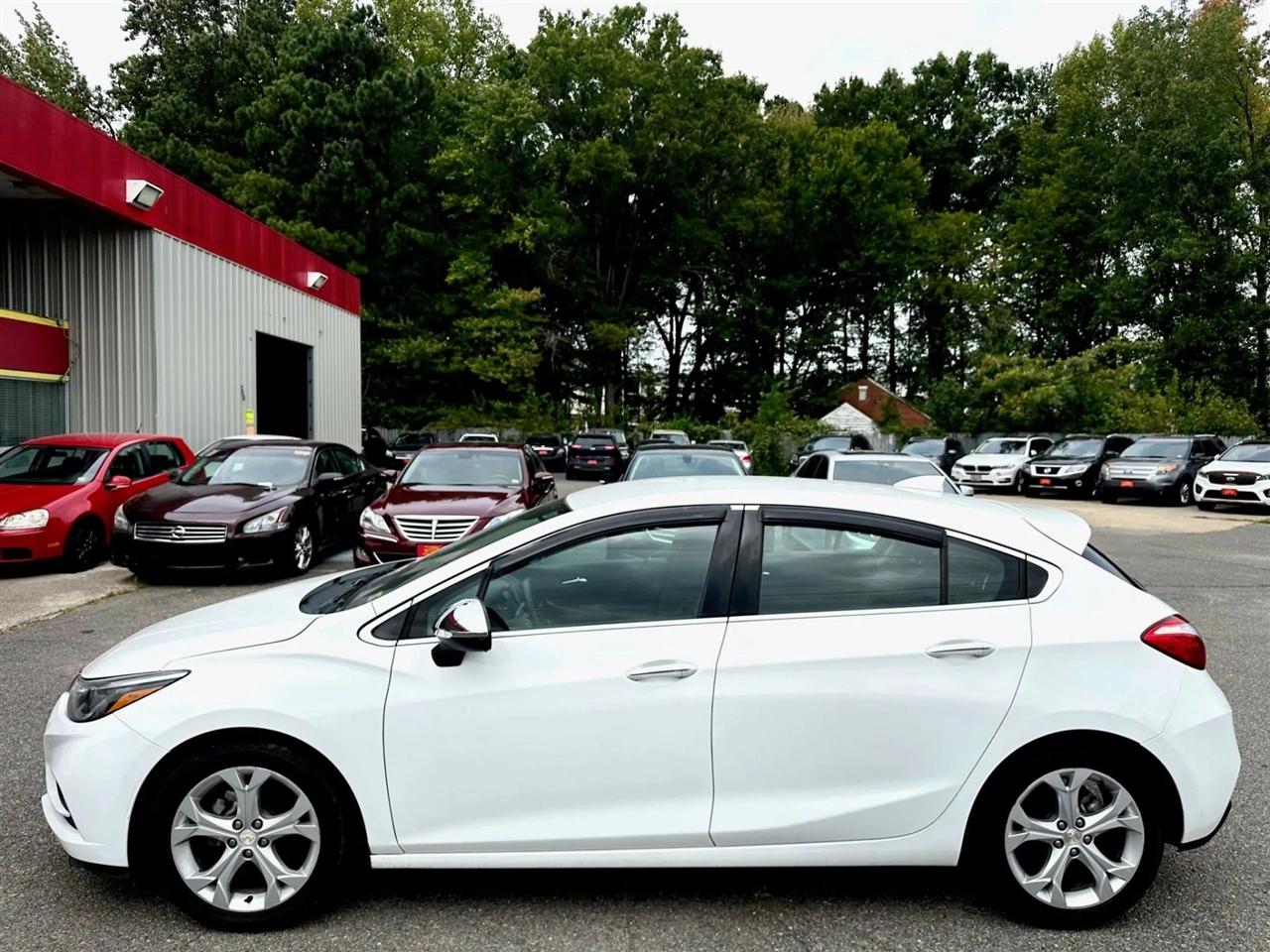 Chevrolet Cruze Premier Hatchback 2017