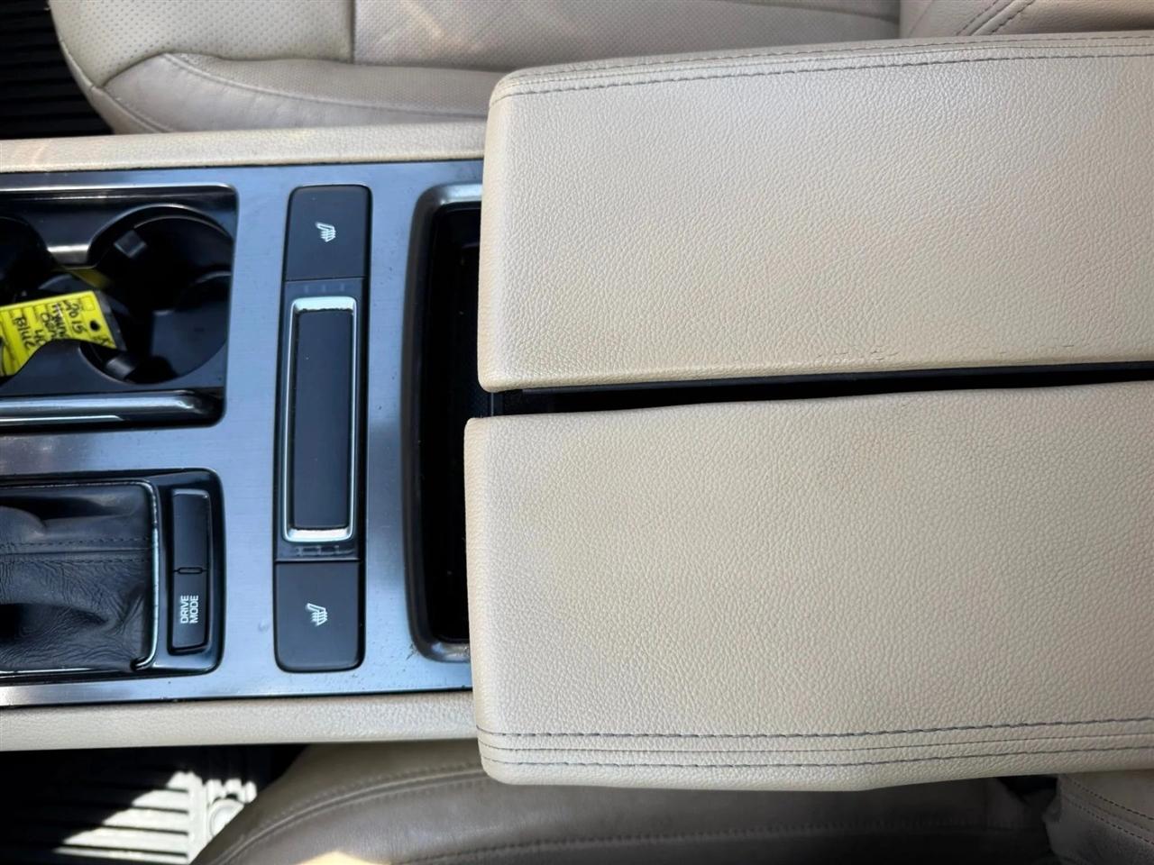 Hyundai Genesis 3.8L 2015
