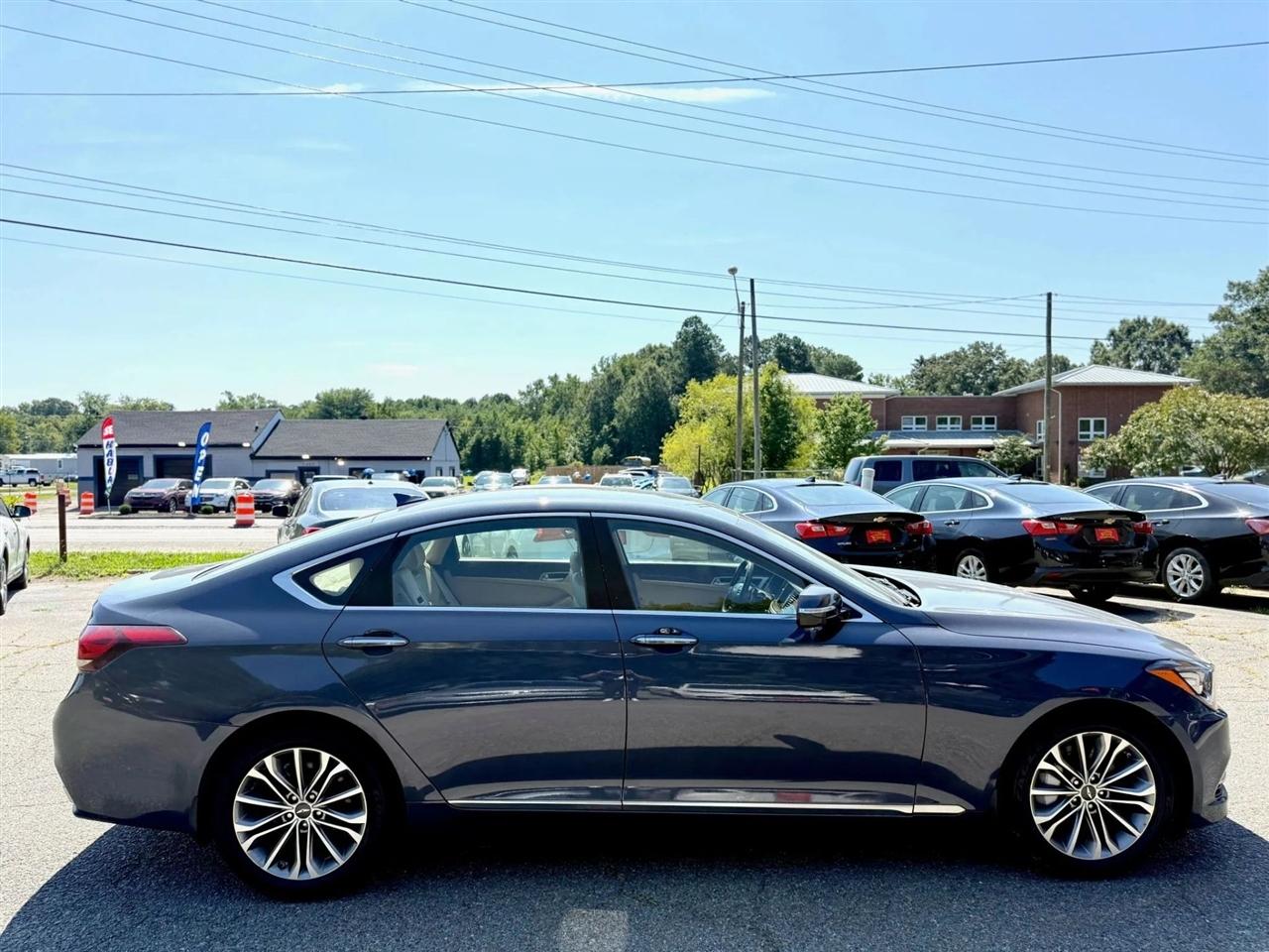 Hyundai Genesis 3.8L 2015