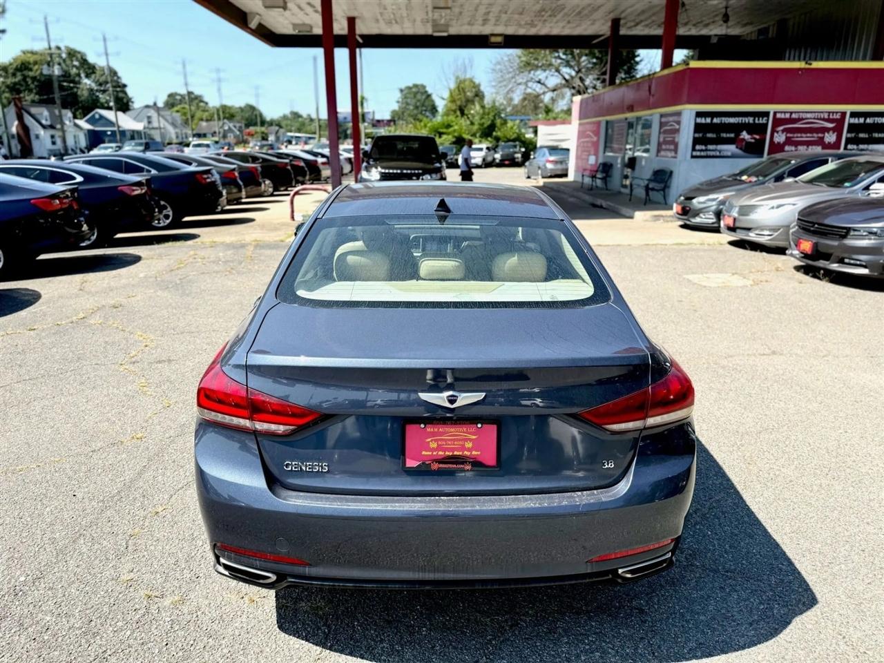 Hyundai Genesis 3.8L 2015